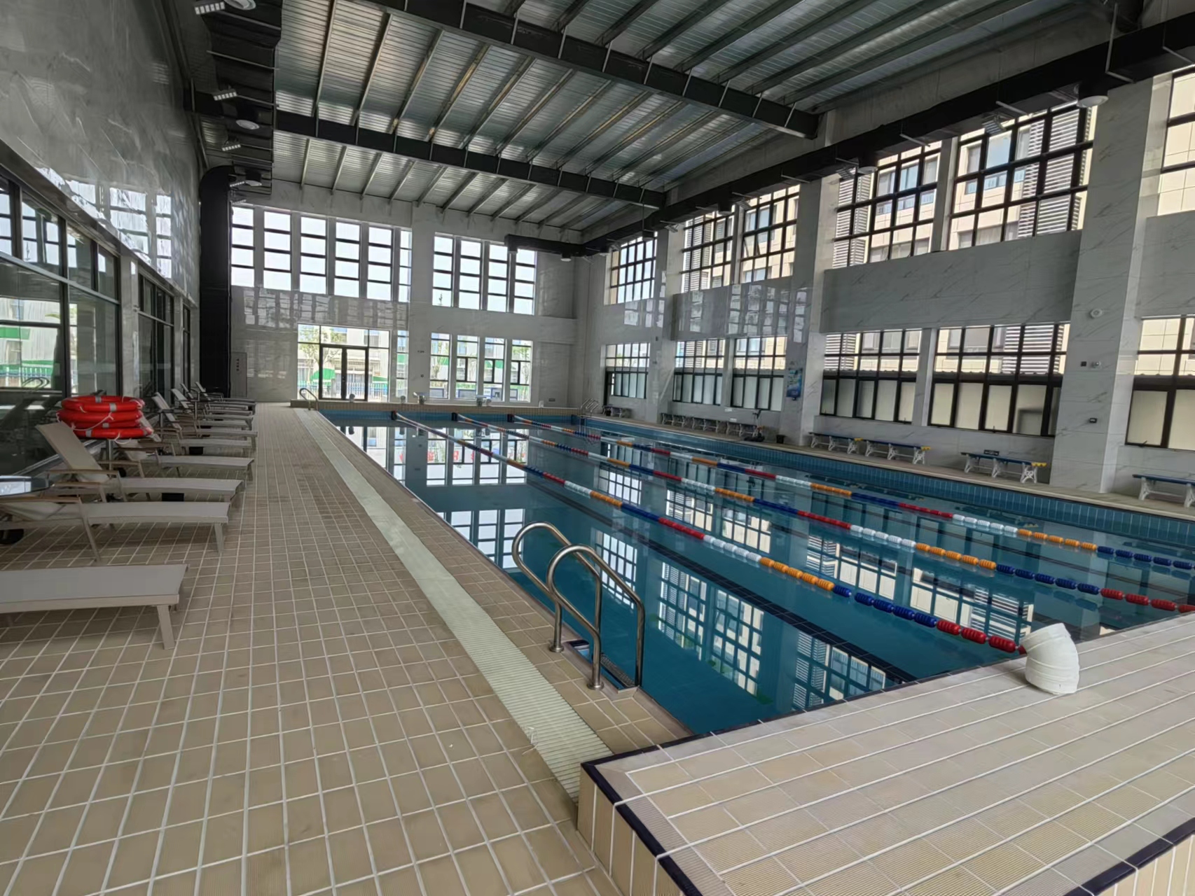 高新區產業服務中心遊泳館建設項目